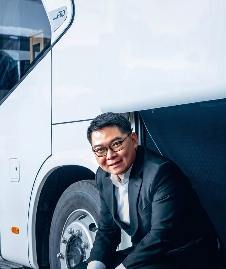 PAK YOHAN